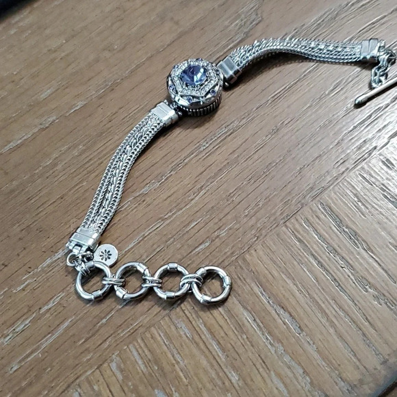 Snap on charm bracelet with 5 charms w/pendant neckl in style of Magnolia & Vine - Picture 2 of 12